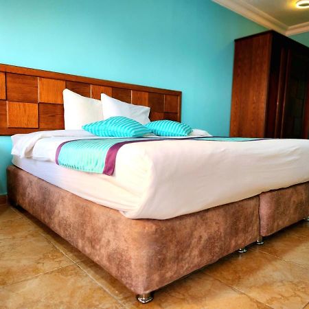 Front Line Heaven Hotel Al Burj Luaran gambar