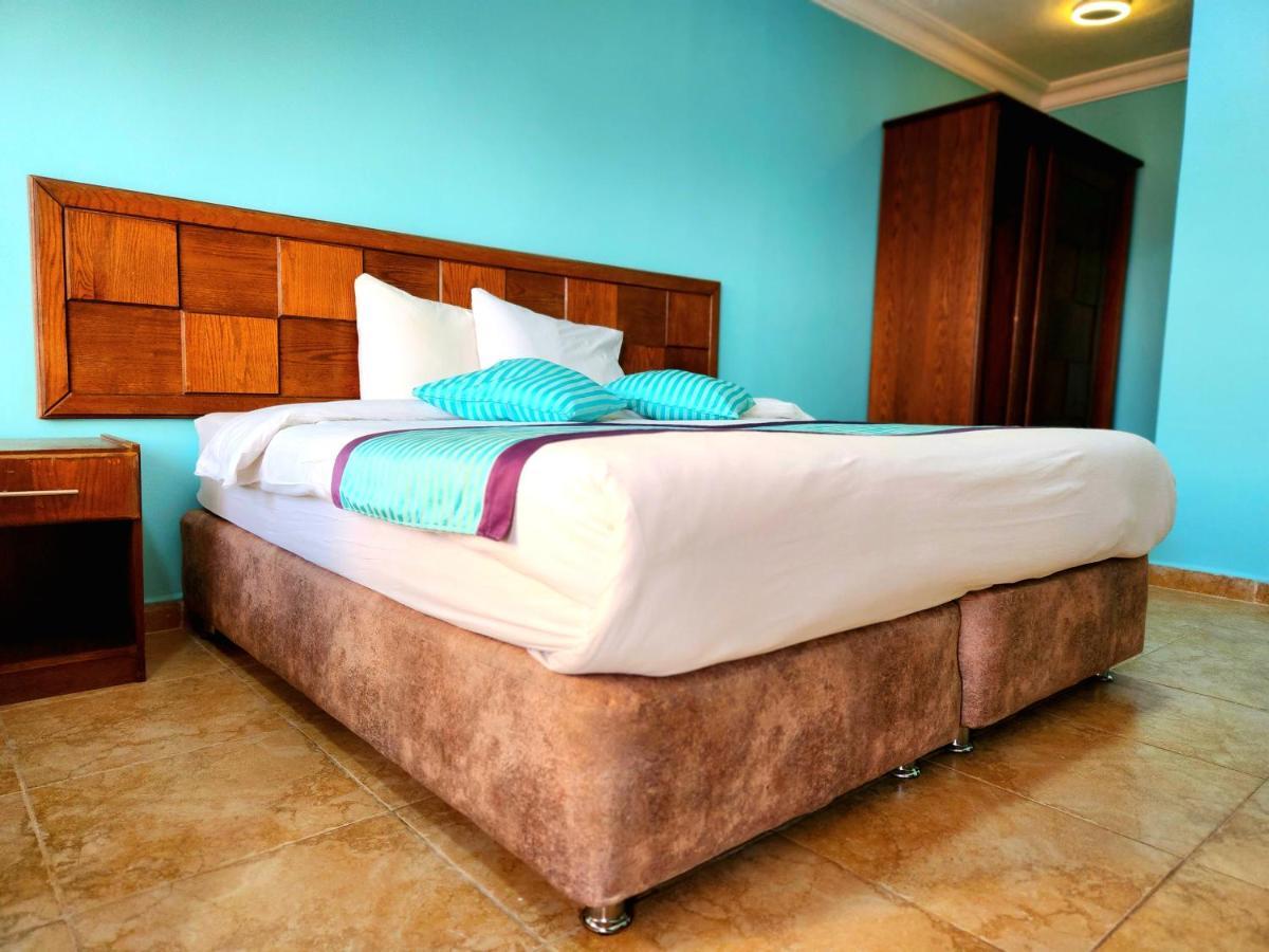 Front Line Heaven Hotel Al Burj Luaran gambar