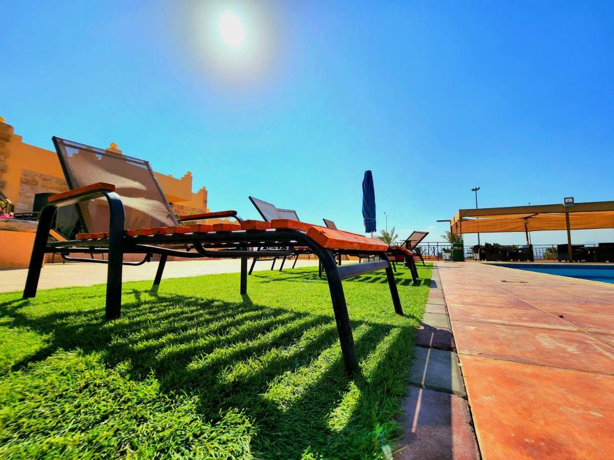 Front Line Heaven Hotel Al Burj Luaran gambar